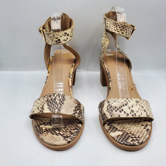 NWOT BLANCO FAUX SNAKESKIN ANKLE BUCKLE SANDALS - Picture 3 of 7